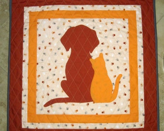 BEST FRIENDS a Dog and Cat Applique Pattern Wall Hanging Quilt from Quilts by Elena Table Topper