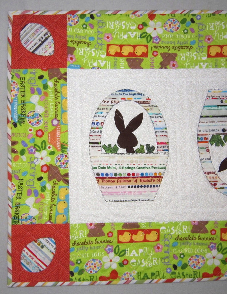 BUNNIES AND BASKETS Selvage Quilt from Quilts by Elena Easter Applique Table Runner Selvages image 3
