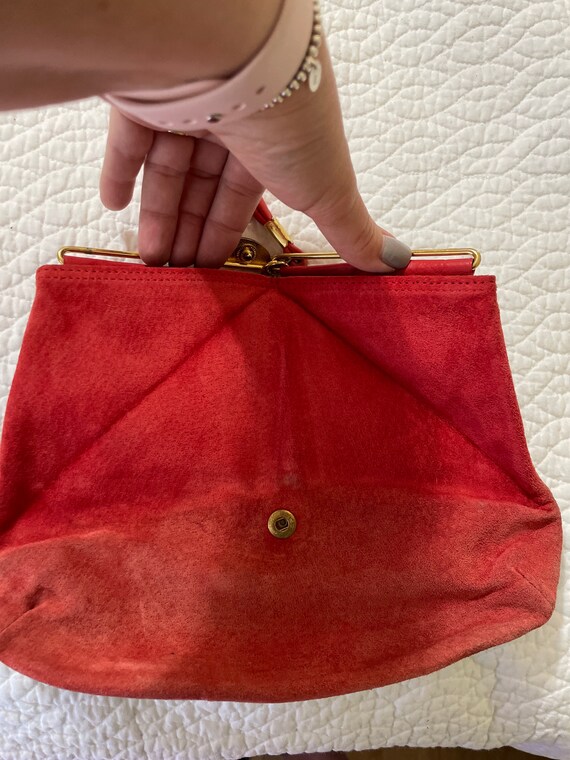 Adorable red vintage triangular clutch - image 3