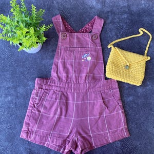 Combi-short vintage pour enfants des années 80 : imprimé à carreaux brodé à pois, sac cadeau au crochet