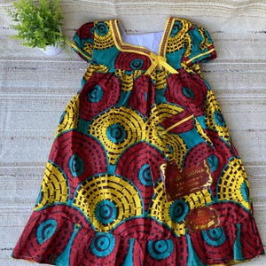 Robe de carnaval pour enfants vintage des années 90 : imprimé abstrait multicolore, taille 7-8