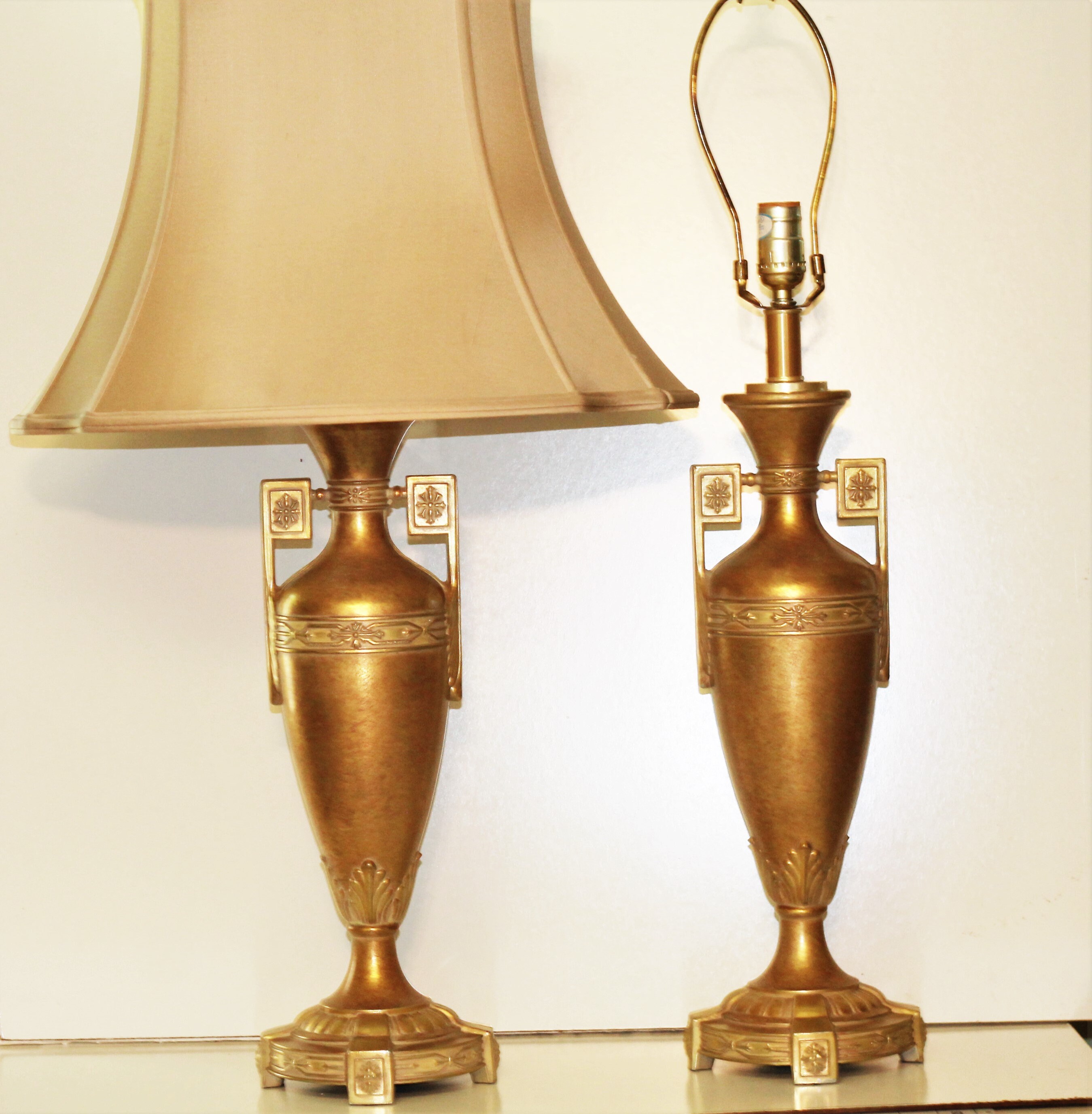Vintage Pair Accent Table Lamps Brass Greek Key Roman Amphora Etsy