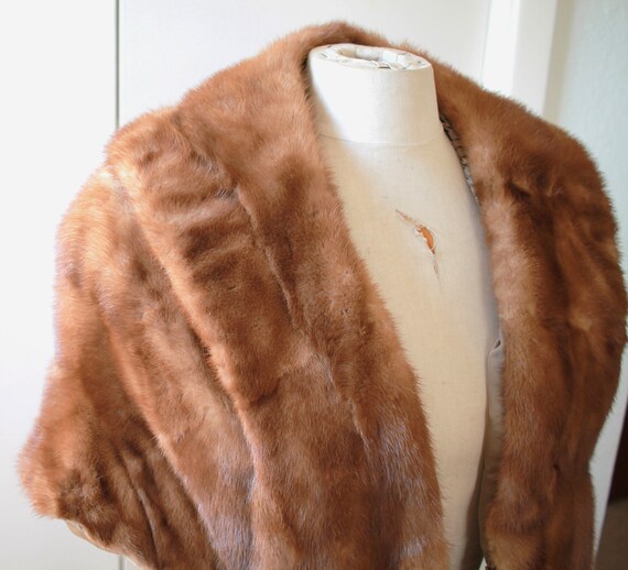 70s Vintage Honey Brown Mink Stole - image 4