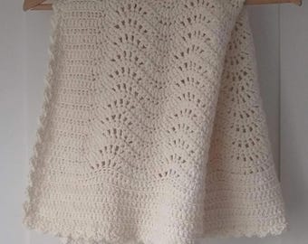 Crochet Baby Blanket Pattern – Soothing Waves – Instant Download PDF