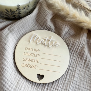 Houten mijlpaalkaart met geboortedata, naamplaatje, geboortecadeau, hallo wereld, geboortekaartje