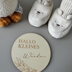 Hallo klein wonder, houten mijlpaalschijf, zwangerschapsaankondiging,