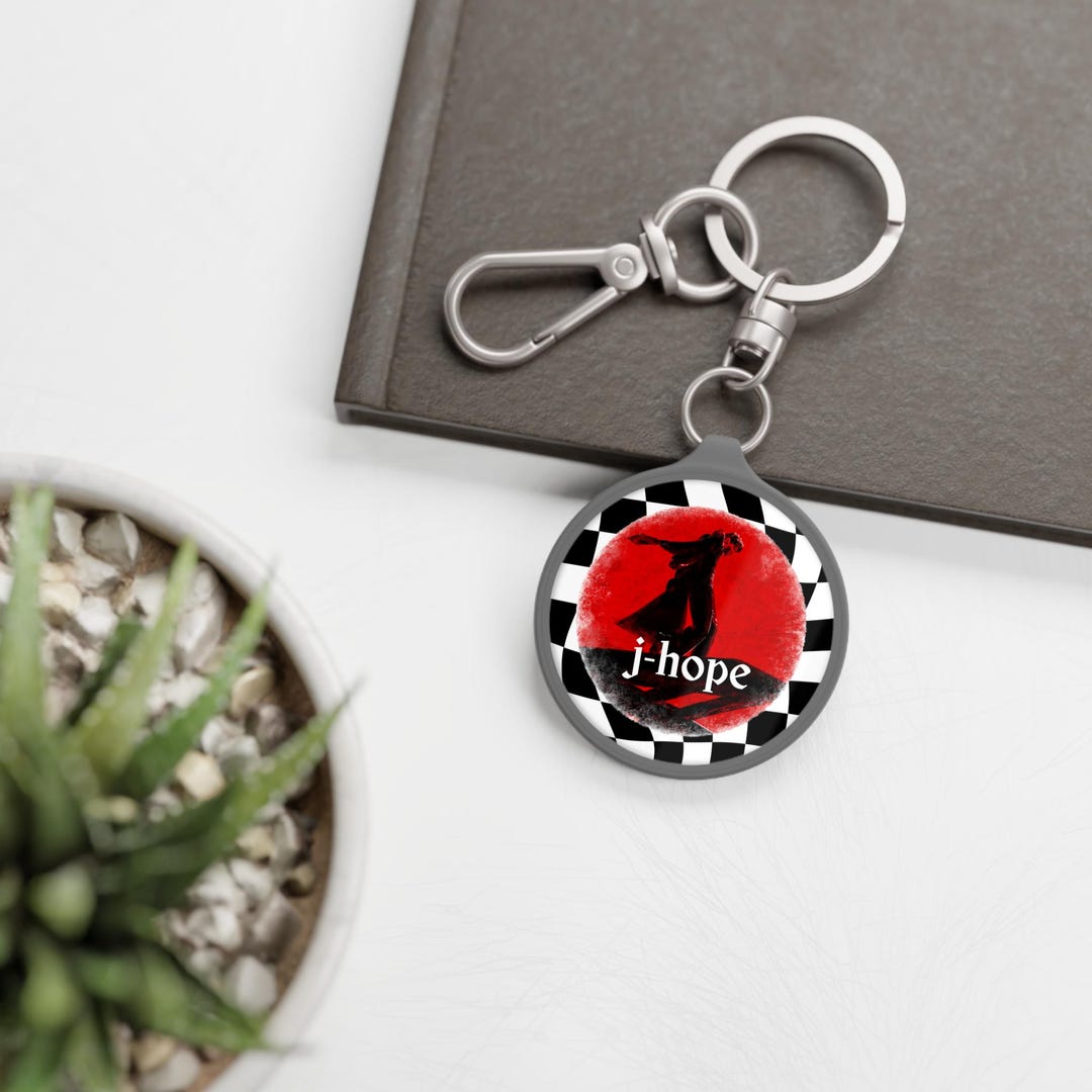 on the stage キーリング　ホビ BTS J-hope HOTS Hope on the Stage Keyring Tag - B&W