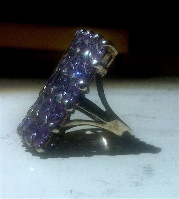 very beautiful vintage rectangular ring with mult… - image 3