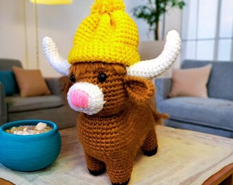 Crochet Highland Cow PATTERN, Amigurumi Animal (PDF)