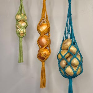 Macrame Fruit and Vegetable Hanger | Handmade Cotton Produce Bag | Boho Kitchen Storage