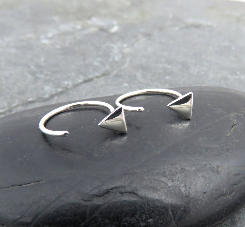 Tiny Triangle Huggie Hoop Earrings Silver Triangle Sleeper Hoops Dainty Triangle Hoop Earrings Minimalist Jewelery image 3