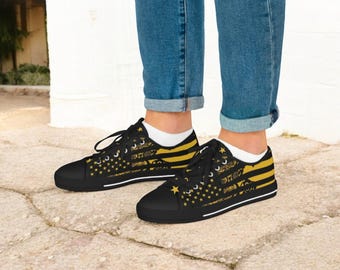 Men's Low Top Sneakers - Black & Gold American Flag Pattern - Casual Fashion Shoes