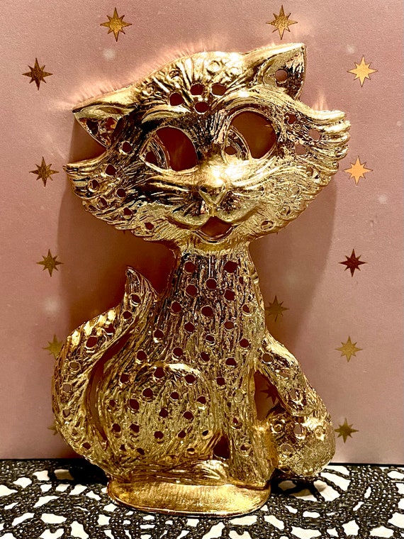 Gold metal cat earring holder (1970’s)