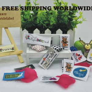 600 pezzi LOGO personalizzato Etichette per cucire abiti in raso / maglieria personalizzata da cucire in etichette in tessuto