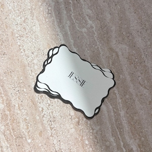 Segnaposto con nome in bianco e nero, targhette con nome, segnaposto ondulati, matrimonio classico, decorazioni per il tavolo del matrimonio, matrimonio moderno