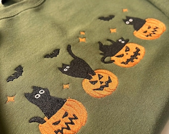 Felpa di Halloween con gatto nero ricamato: girocollo con zucca spettrale