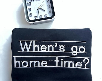 Felpa con ricamo "Quando è ora di tornare a casa?" - Felpa girocollo unisex minimalista