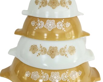 Pyrex Butterfly Gold Cinderella Mixing Bowls Set of 4, Vintage 1970s Nesting Bowls 441 442 443 444, Original 1972 Retro Kitchen Gift, USA