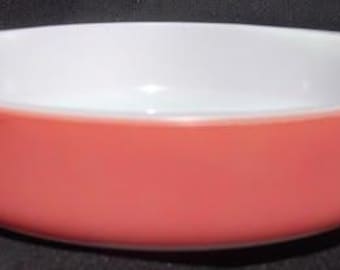 1950s Pyrex Flamingo Pink Cake Pan Bakeware, 8" Round Baking Dish #221, Vintage 50s Pink Pie Plate, Use or Display