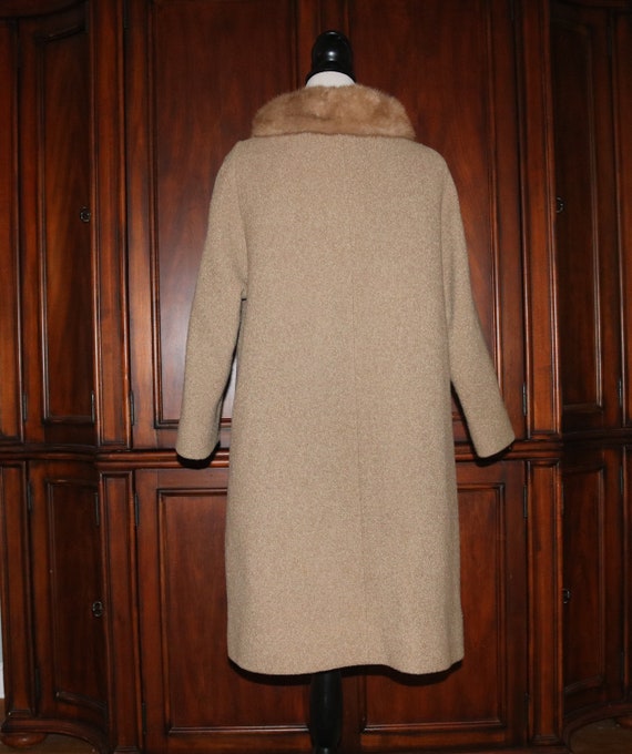 Women's Petite 1960s Blonde Mink Collar Wool Bouc… - image 3