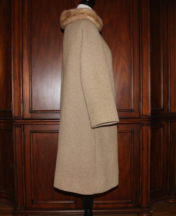 Women's Petite 1960s Blonde Mink Collar Wool Bouc… - image 5