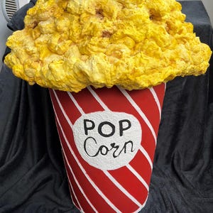 Popcorn bin