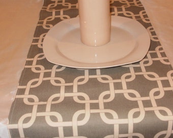 GRAY GEOMETRIC TABLE Linens, Runners, Centerpiece Squares, gray and white chain print,  grey geometric Table runner