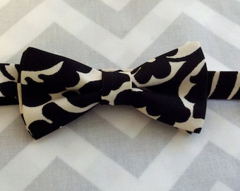 BLACK IVORY DAMASK Bowtie - Necktie-  Pocket Square - Cummerbund-- Cotton- Men's- Black and Ivory- Cream- Off white- Bow Tie- Wedding