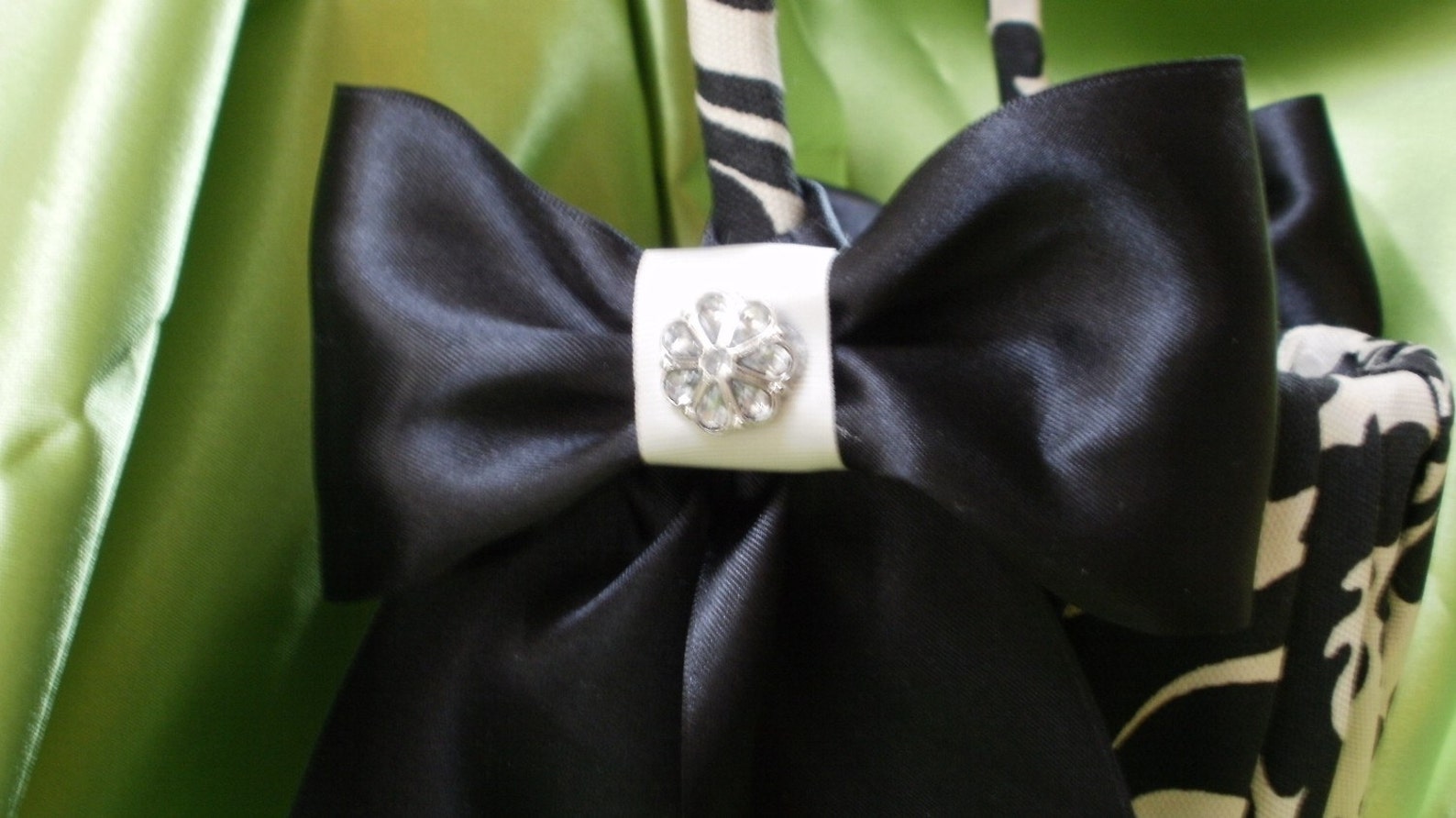 DAMASK FLOWER GIRL Basket Black Ivory Cream Waverly Essence Etsy
