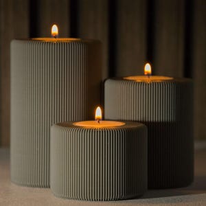 Tealight candle holder grooved modern