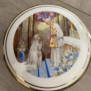 Bonbonnière de communion - Souvenir de communion - objet religieux - Boîte à bijoux - 1960