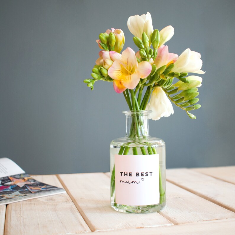 mothers day flowers with vase