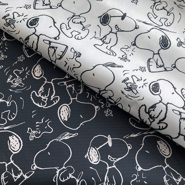 5440 - Snoopy Waterproof Fabric - 59 Inch (Width) x 1/2 Yard (Length)