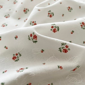 5859 - Cottage Chic Rose Flower Floral Cotton Fabric - 59 Inch (Width) x 1/2 Yard (Length)