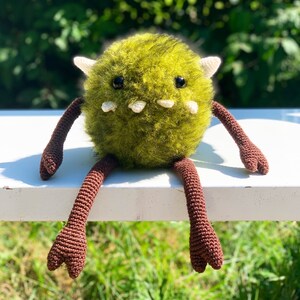 Harry the monster Amigurumi crochet pattern PDF image 3