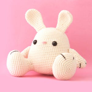 Pip the Bunny crochet pattern PDF image 1