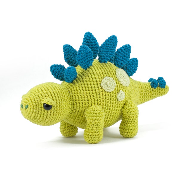 Toby the Stegosaurus - Dinosaur Amigurumi crochet pattern - Make a cute toy yourself