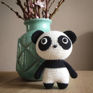 Momo the Panda Bear Amigurumi crochet pattern PDF English, German, Dutch & Spanish image 3