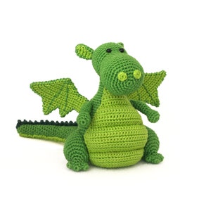 Yoki the dragon amigurumi crochet pattern image 1