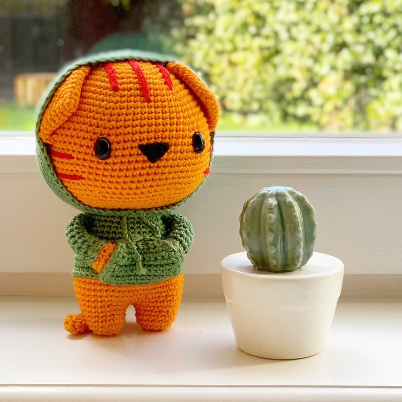 Milo the Hipster Cat Amigurumi pdf padrão de crochê de brinquedo - DIY Fluffies imagem 5