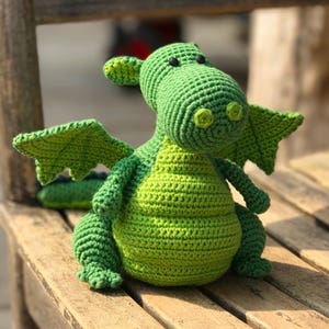 Yoki the dragon amigurumi crochet pattern image 4