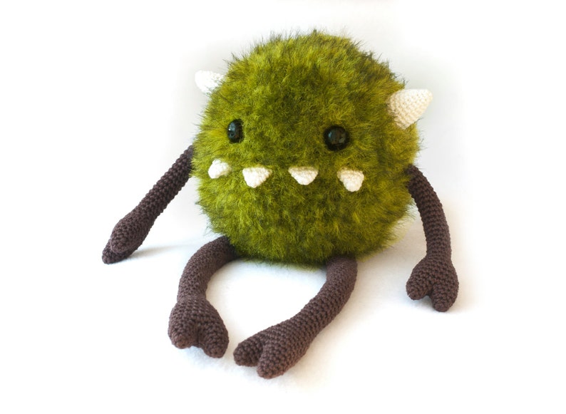 Harry the monster Amigurumi crochet pattern PDF image 1