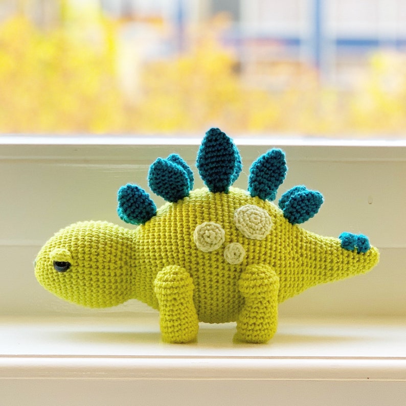 Toby the Stegosaurus - Dinosaur Amigurumi crochet pattern - Make a cute toy yourself image 5