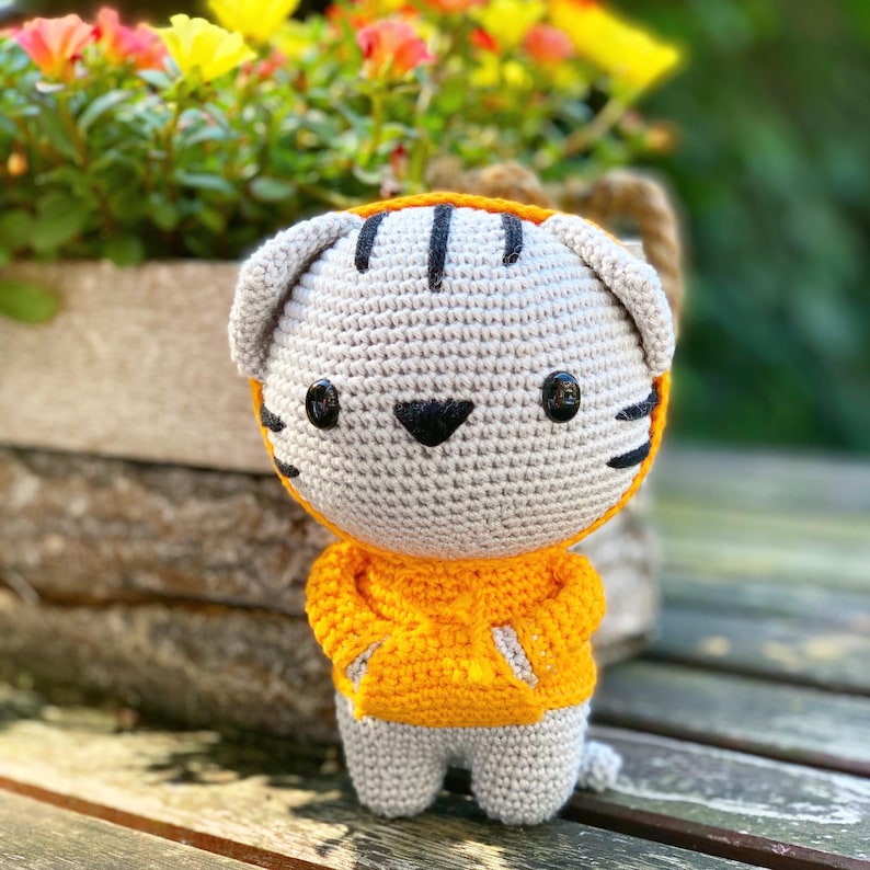 Milo the Hipster Cat Amigurumi pdf padrão de crochê de brinquedo - DIY Fluffies imagem 9