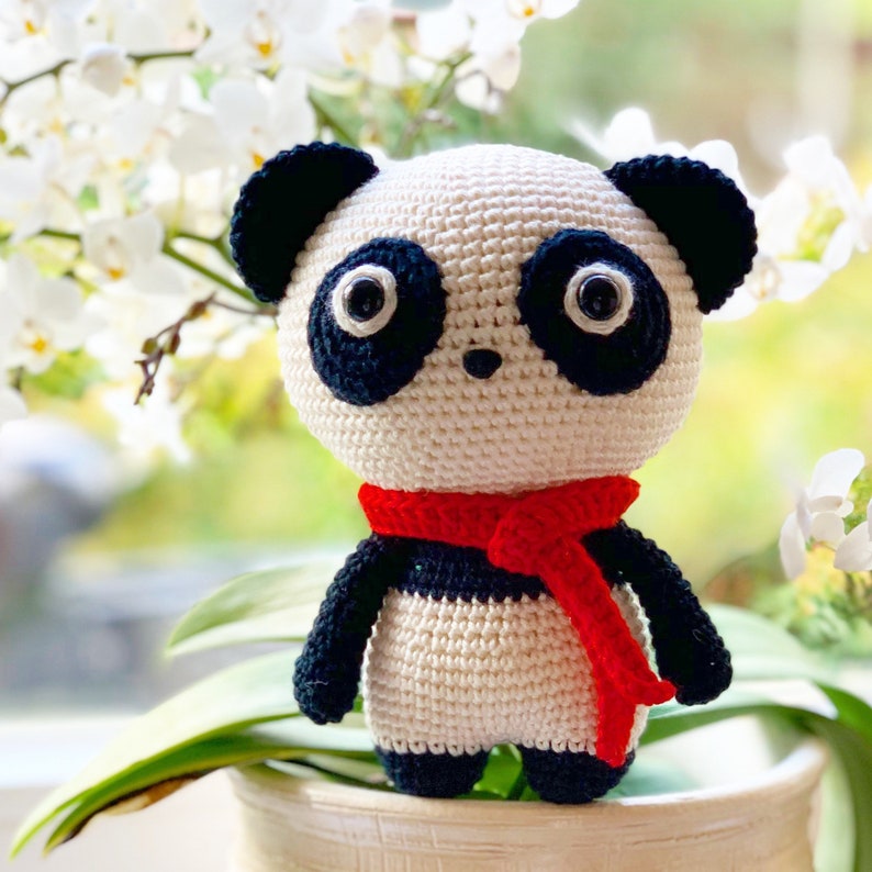 Momo the Panda Bear Amigurumi crochet pattern PDF English, German, Dutch & Spanish image 4