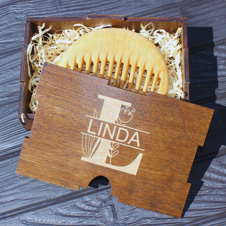 Pear Wood Comb Covered With Oil - Wooden Comb - Wood Comb - Wide Tooth Comb - Hair Comb - Handmade Comb - Healthy Hair - Natural Wood (MOON) Wooden Box+Design
