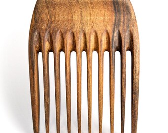 Custom Wooden Beard Comb for Men Personalized Grooming Accessory Natural Beard Comb Gift for Him Beard Care Kit Walnut Comb Unique Gift Idea