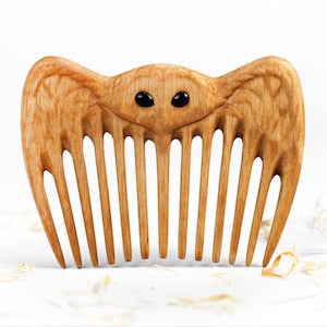 Haarkamm aus Holz Personalisiertes Geschenk für Freundin Kämme für lockiges Haar Geburtstag Frau Geschenk für Frau (Eule)