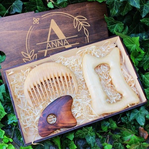 Cadeau personnalisé Ensemble gua sha en bois trousse de soins pour maman Cadeau pour femme Outils gua sha Outils de massage Cadeau soin de la peau Cadeau unique Peigne gua sha