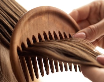 Pear Wood Comb Covered With Oil - Wooden Comb - Wood Comb - Wide Tooth Comb - Hair Comb - Handmade Comb - Healthy Hair - Natural Wood (MOON)